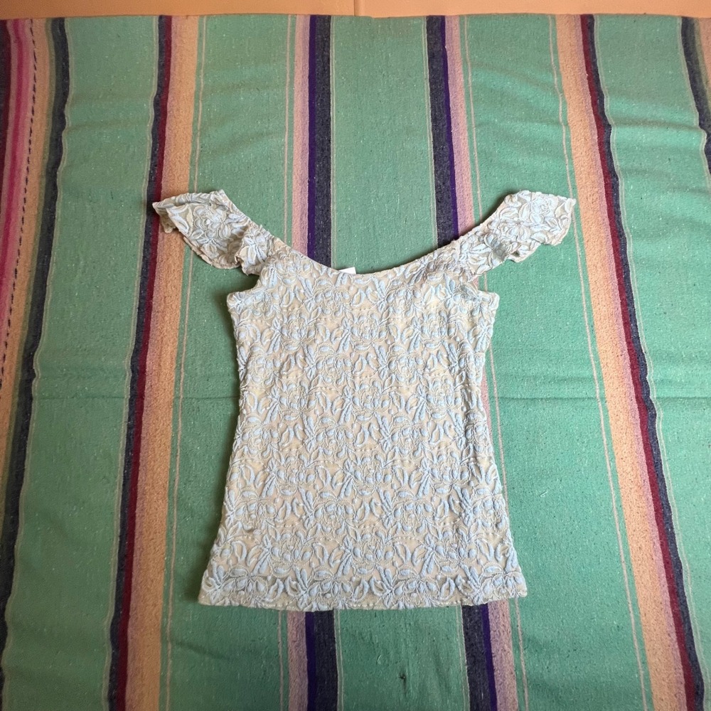 Guess Top Womens Small Blue Floral Lace Ruffle Off Shoulder V-Neck W41P26K30U0